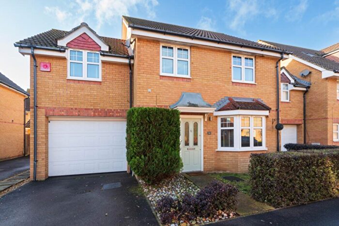 4 Bedroom Detached House For Sale In Martinet Drive, Lee-on-the-Solent, Hampshire, PO13