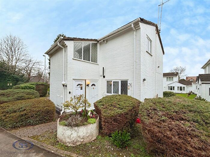 1 Bedroom Flat For Sale In Castle Ridge, Newcastle, ST5