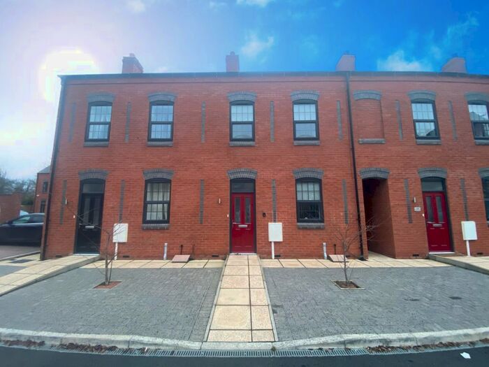 3 Bedroom Property To Rent In Market Street, Ilkeston, DE7