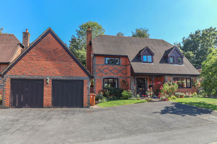 4 Bedroom Detached House For Sale In Little Ann, Abbotts Ann, Andover, Hampshire, SP11