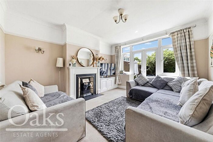 5 Bedroom Semi-Detached House For Sale In Green Court Gardens, Addiscombe, CR0