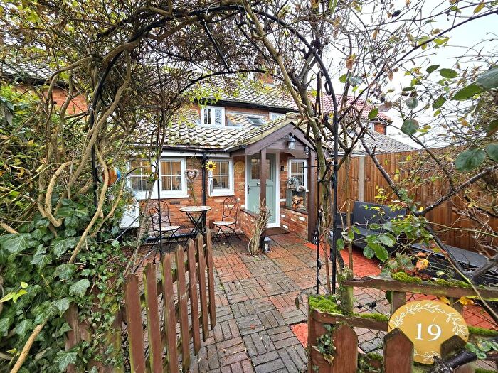 1 Bedroom Terraced House For Sale In Waresley Road, Gamlingay, Sandy, Bedfordshire, SG19