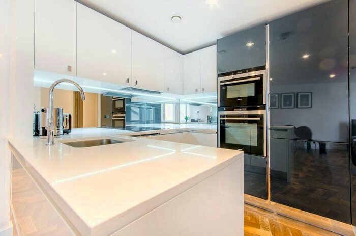 2 Bedroom Flat To Rent In The Eagle, Old Street, London, EC1V