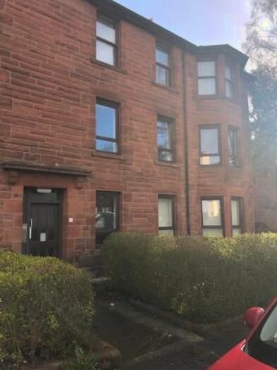 3 Bedroom Flat To Rent In Barlogan Avenue, Glasgow, G52