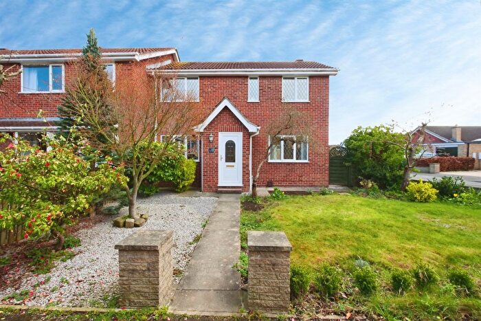 3 Bedroom Semi Detached House For Sale In Simons Close, Strensall, York, YO32