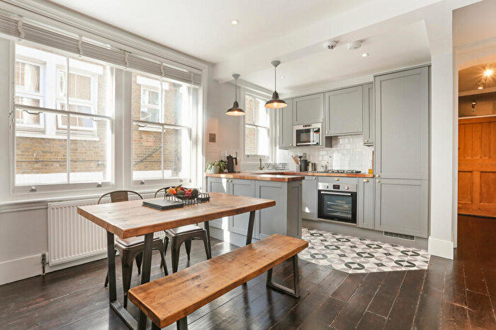 3 Bedroom Apartment To Rent In Latchmere Road, London, SW11