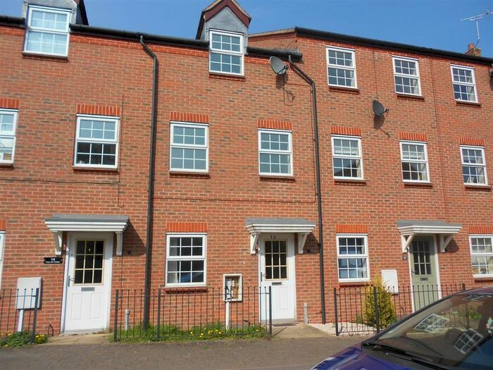 4 Bedroom Town House To Rent In Paper Mill Cottages, Retford, DN22