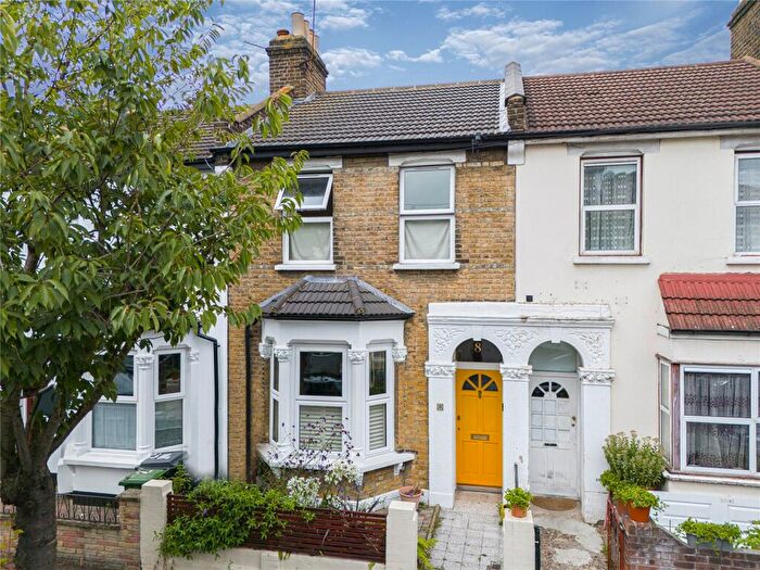 3 Bedroom Terraced House For Sale In Daventry Avenue, Walthamstow, London, E17