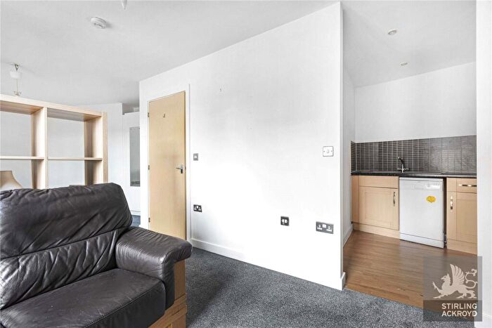 Studio To Rent In Limehouse Lodge, Harry Zeital Way, Clapton, London, E5