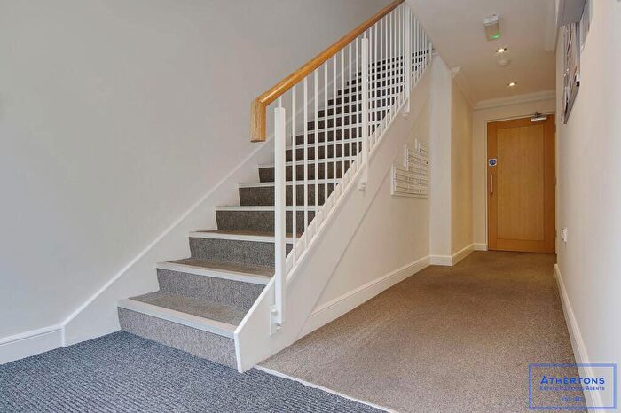 2 Bedroom Apartment For Sale In Wellington Road, Bournemouth, Dorset, BH8
