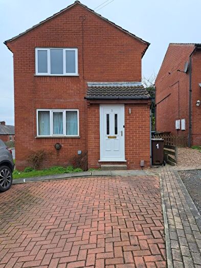 1 Bedroom Flat To Rent In Southfield Fold, Wakefield, WF4