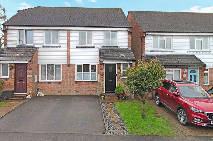 3 Bedroom Semi Detached House For Sale In Acres Rise, Ticehurst, TN5