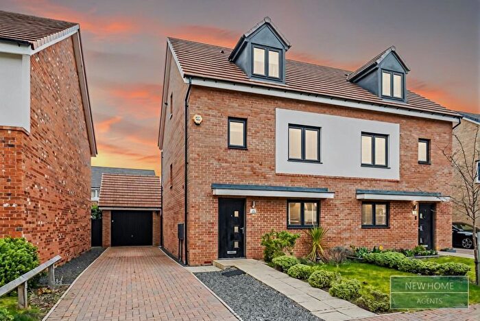 4 Bedroom Semi-Detached House For Sale In Wanstead Crescent, Birtley, Chester Le Street, DH3