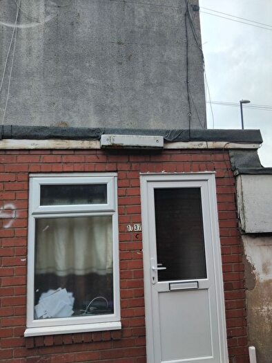 2 Bedroom Flat To Rent In Foleshill Road, Coventry, CV6