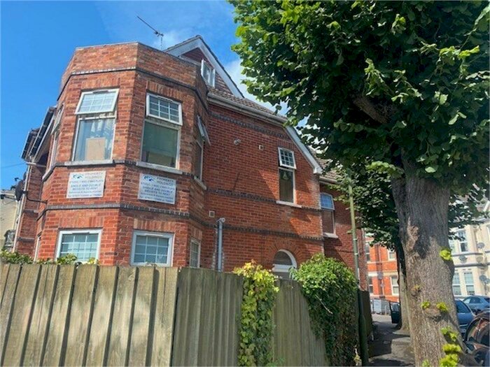 1 Bedroom Studio To Rent In Cecil Road, Bournemouth, BH5