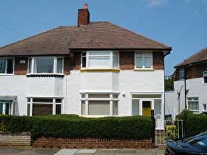 3 Bedroom Semi-detached House To Rent In Elibank Road, Eltham, SE9