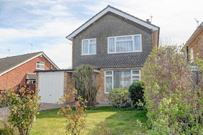 3 Bedroom Detached House To Rent In Place Farm Way, Monks Risborough, Buckinghamshire, HP27