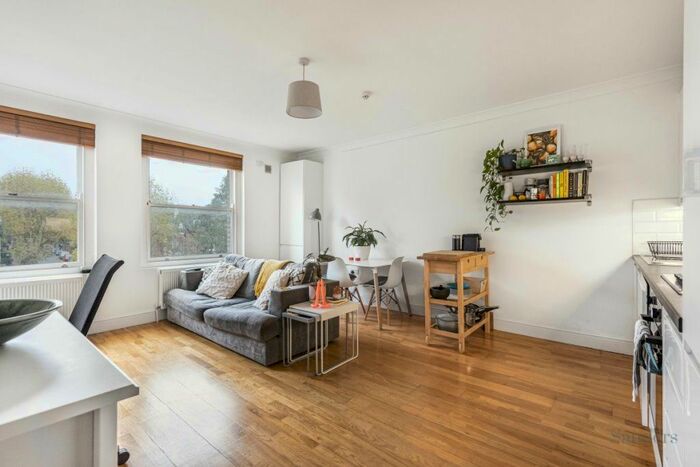 2 Bedroom Flat To Rent In Highbury New Park, Highbury, London, N5