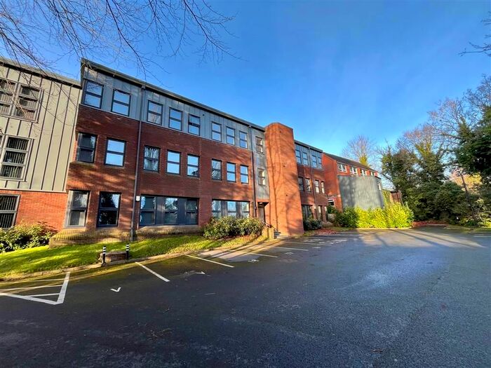 2 Bedroom Flat To Rent In Westhaven Road, Sutton Coldfield, B72