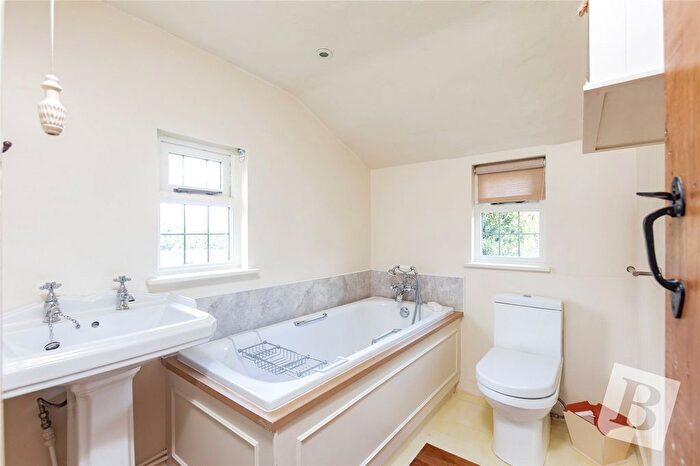 3 Bedroom Detached House For Sale In Chalk Street, Rettendon Common, Chelmsford, Essex, CM3