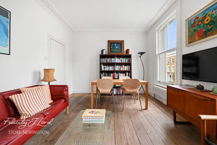 3 Bedroom Terraced House For Sale In Walford Road, London, N16
