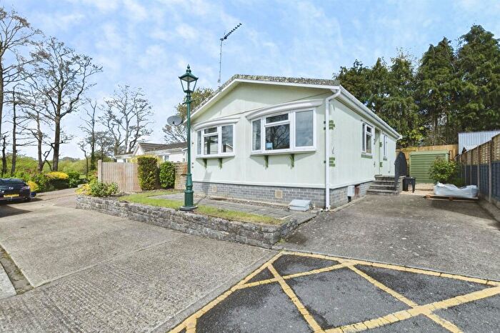 2 Bedroom Park Home For Sale In North Drive, St. Leonards, Ringwood, BH24