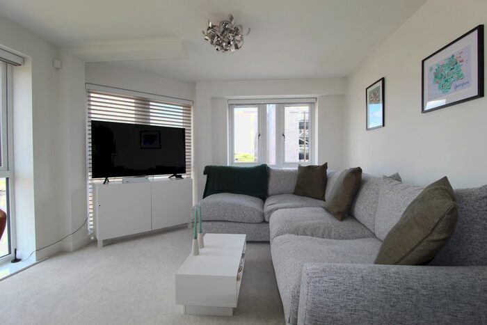 2 Bedroom Flat To Rent In Queen Street, Fruit Market, Hull, HU1