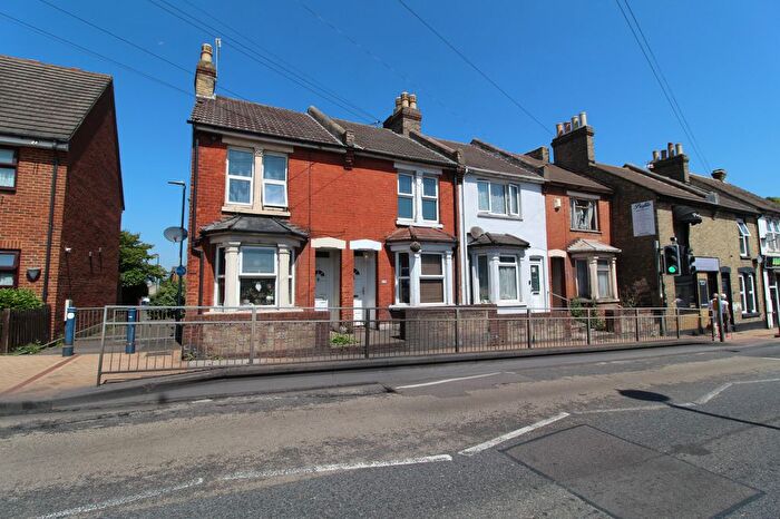 2 Bedroom Terraced House To Rent In Luton High Street, Chatham, ME5