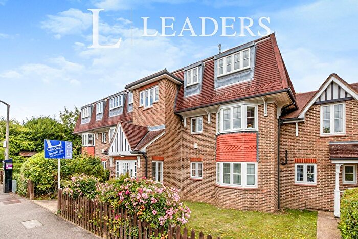 2 Bedroom Flat To Rent In Worcester Court, Worcester Road, Sutton, SM2