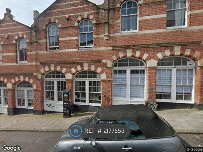 5 Bedroom End Of Terrace House To Rent In Hillgrove Street, Bristol, BS2