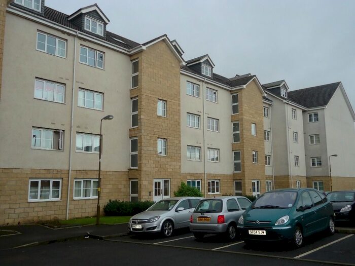 3 Bedroom Flat To Rent In Queens Crescent, Livingston, West Lothian, EH54