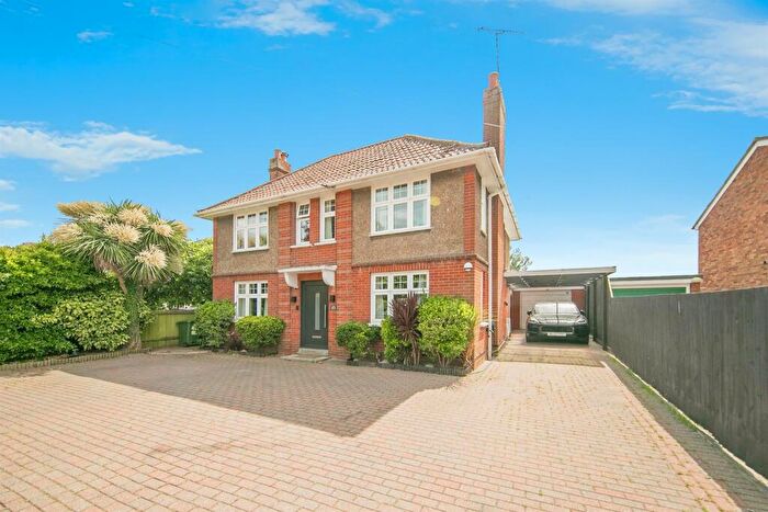 4 Bedroom Detached House For Sale In High Road, Trimley St. Mary, Felixstowe, IP11