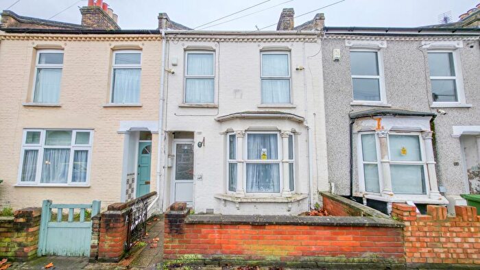 3 Bedroom Terraced House For Sale In St. Margarets Terrace, Plumstead, London, SE18
