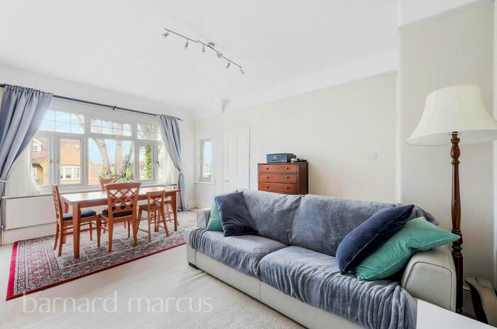 2 Bedroom Flat To Rent In Talbot Road, Carshalton, SM5