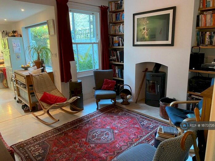 3 Bedroom Terraced House To Rent In Mawson Road, Cambridge, CB1