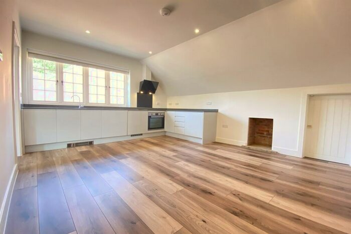 2 Bedroom Apartment To Rent In Oakley, Basingstoke, RG23