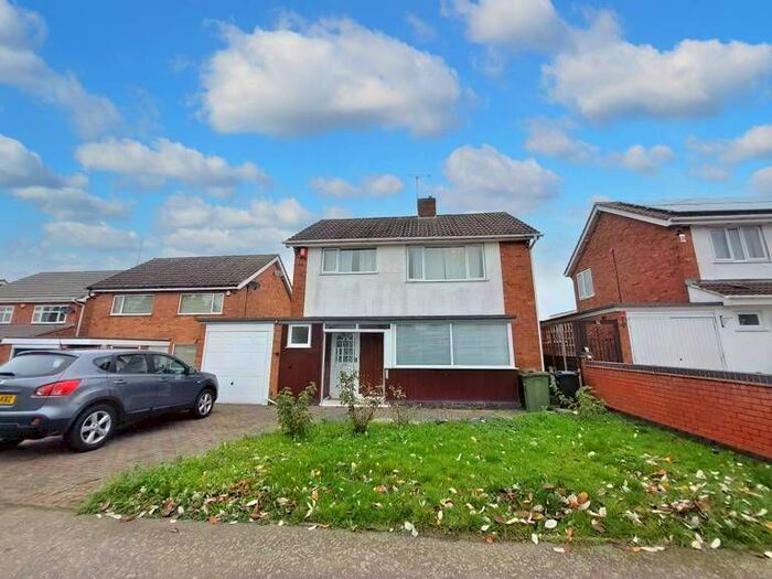 3 Bedroom Detached House To Rent In Ash Tree Road, Oadby, Leicester, LE2