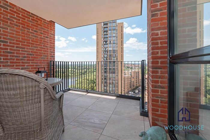 2 Bedroom Apartment To Rent In Shearwater Drive, London, NW9