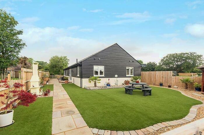 3 Bedroom Barn Conversion To Rent In Fletchers Lane, Sidlesham, PO20