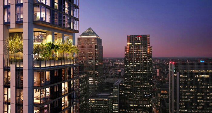 1 Bedroom Apartment For Sale In Harcourt Gardens, South Quay Plaza, E35