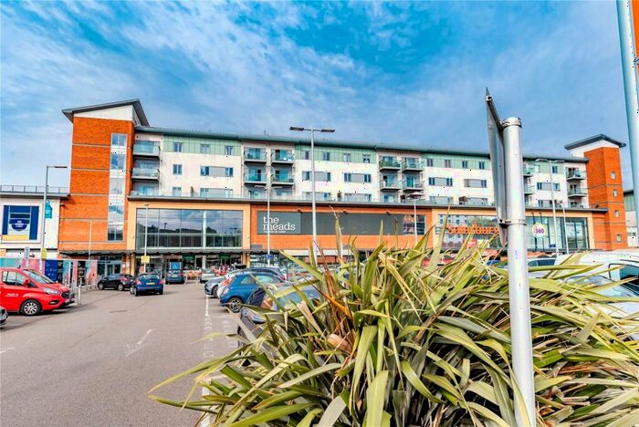 1 Bedroom Flat For Sale In Queensmead, Farnborough, Hampshire, GU14