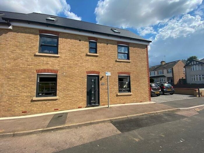 1 Bedroom Apartment To Rent In Lynmouth Avenue, Chelmsford, CM2