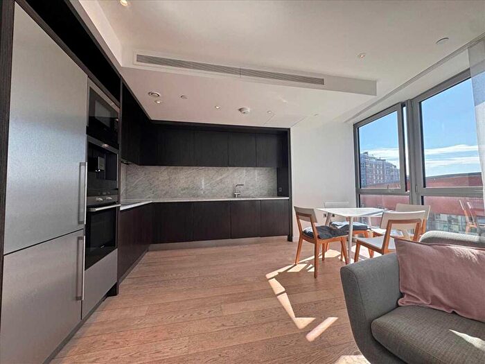 2 Bedroom Apartment To Rent In Columbia Tower, Tower Hamlets, London, E14