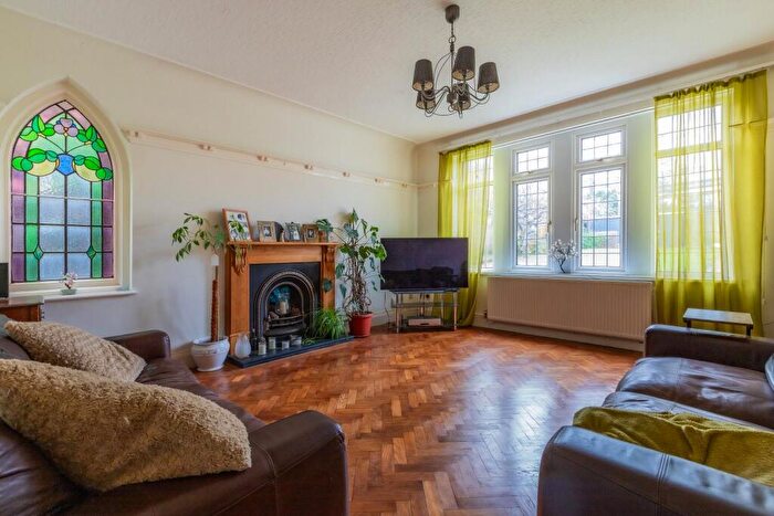 5 Bedroom Detached House For Sale In Penlan Road, Llandough, Penarth, CF64