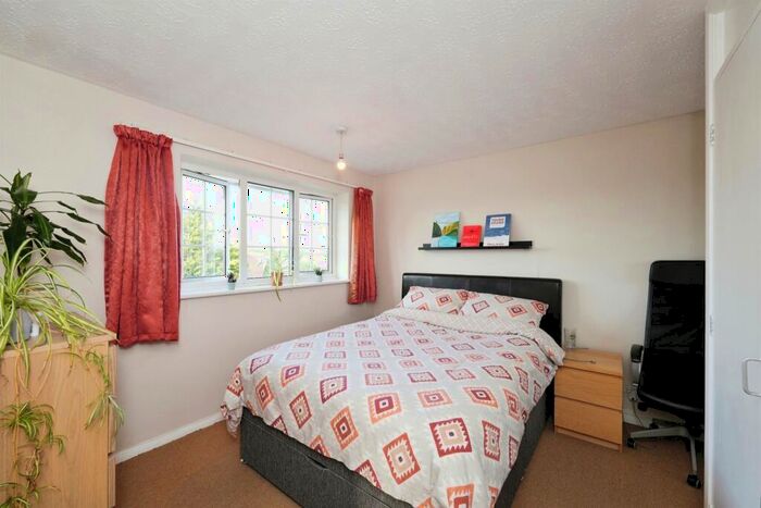 2 Bedroom Cluster House For Sale In Little Meadow, Bradley Stoke, Bristol, BS32