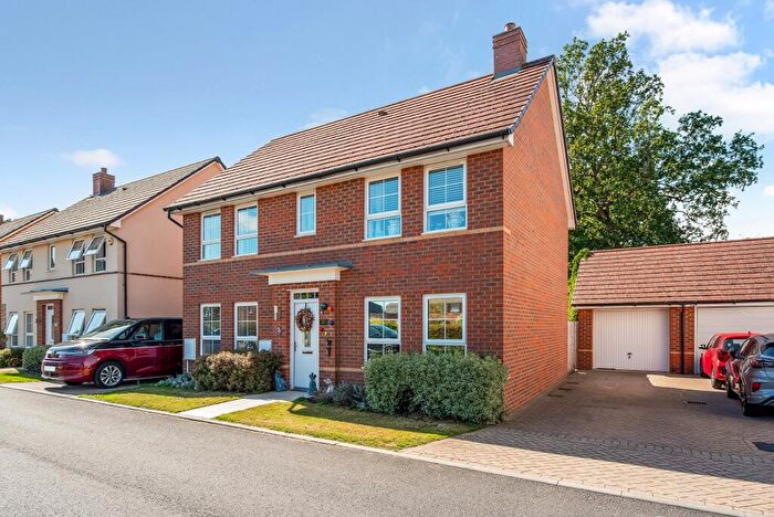 4 Bedroom Detached House For Sale In Romsey, SO51