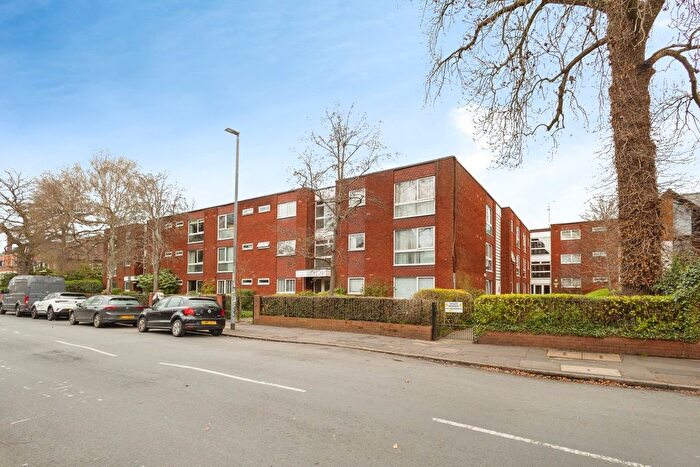 1 Bedroom Flat For Sale In Egerton Road, Manchester, Greater Manchester, M14