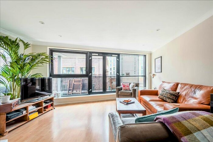 2 Bedroom Flat To Rent In Kingsland Road, Hoxton, E2