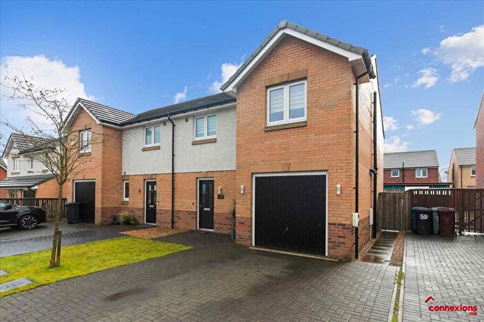 3 Bedroom Semi-Detached House For Sale In Marsden Wynd, Benthall Farm, East Kilbride, G75