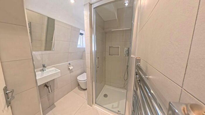 1 Bedroom Flat To Rent In Richmond Place, BN2